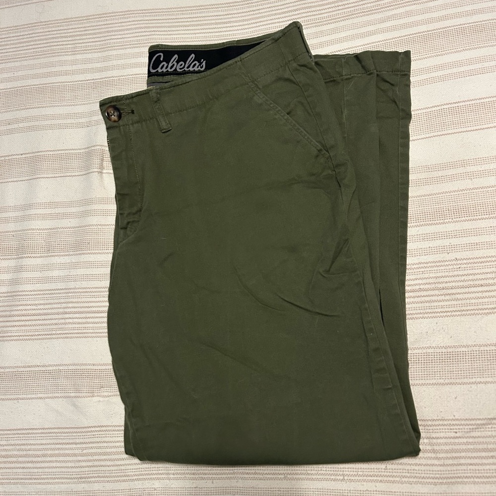 Cabela's Classic Fit Men's Green Pants